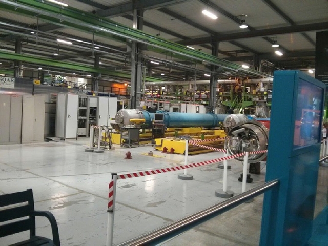 SM18 - Montagehalle für kolossale Magneten